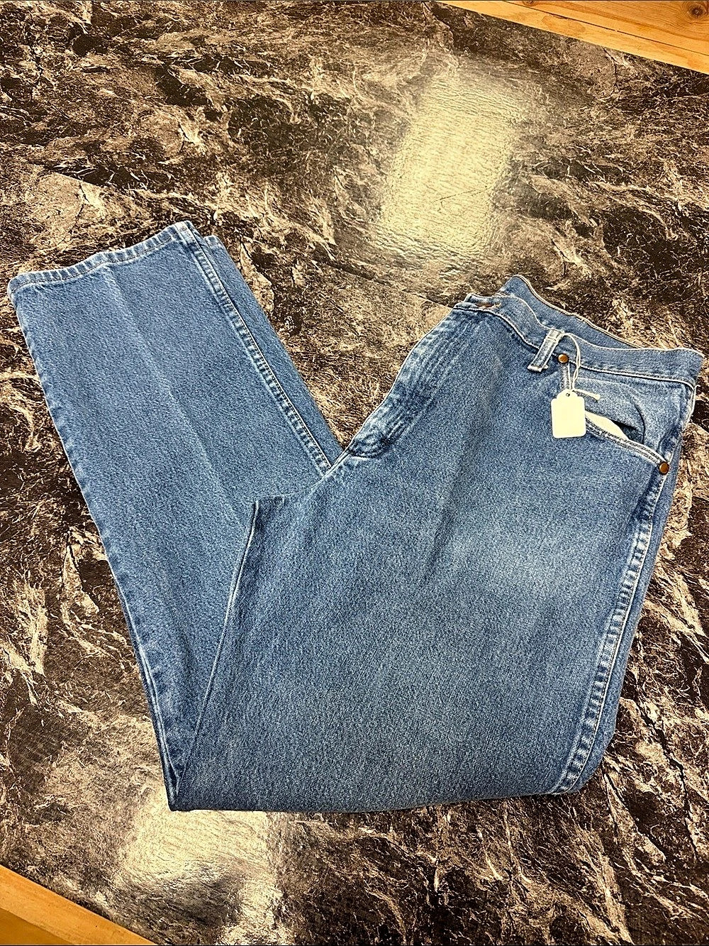 Wrangler Bootcut Cotton Jeans in Blue Size M (32) Like New